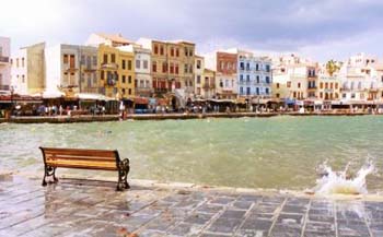 Hania bay - Photo by Jeff Cotton